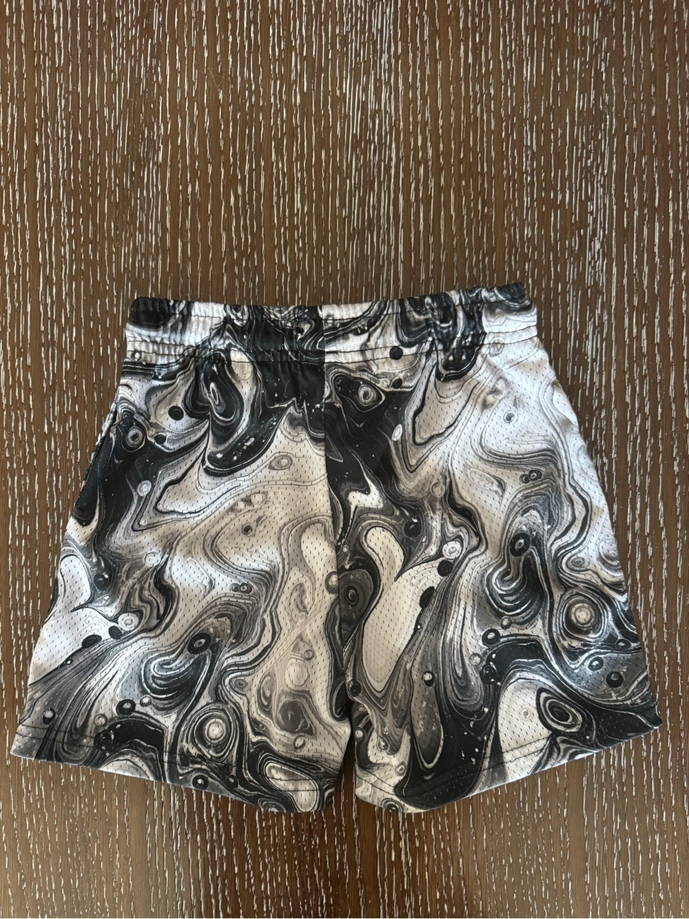 BUCKETSQUAD black & white shorts - Picture 4 of 5